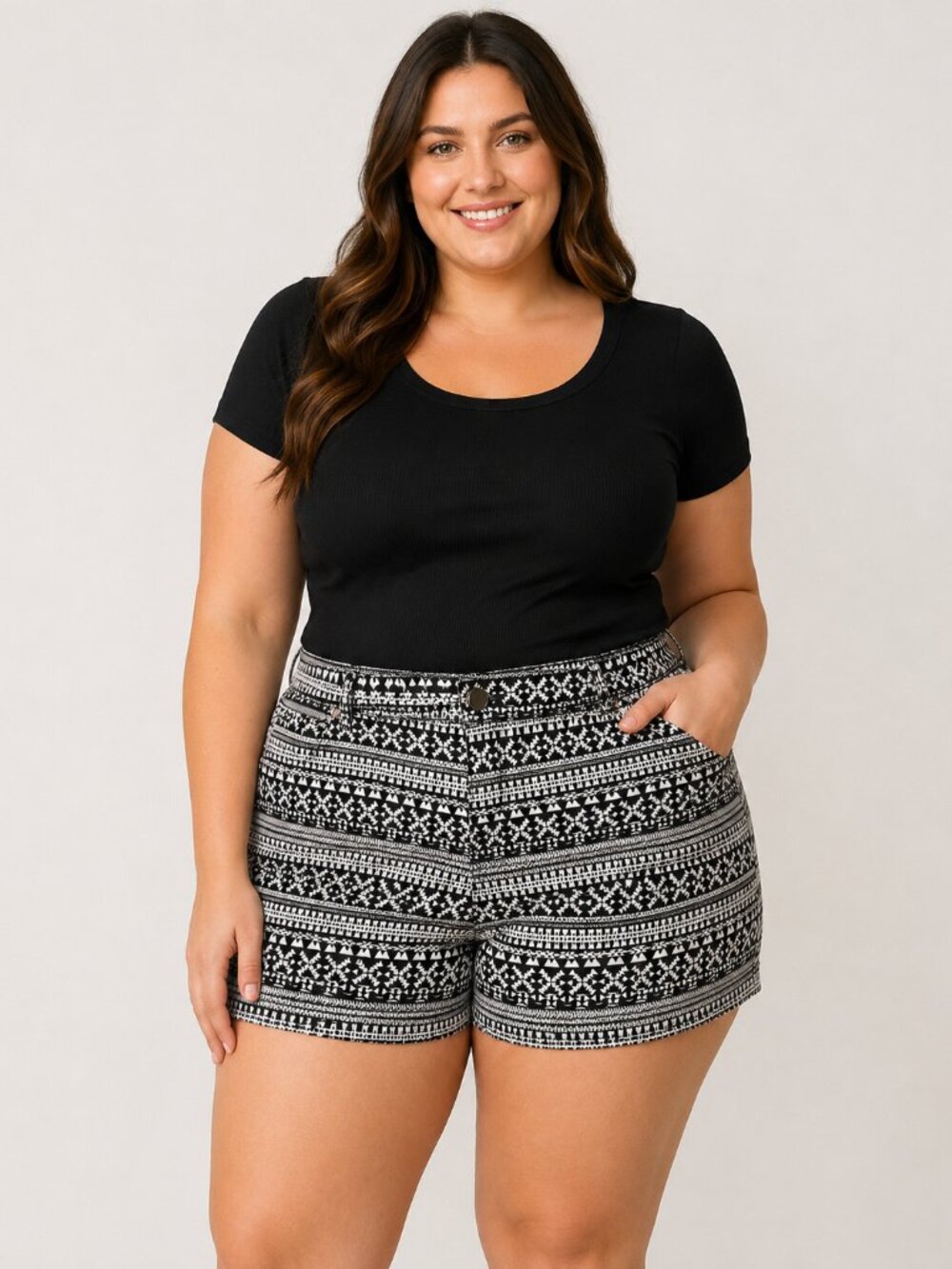 NOW Black White Tribal Print Shorts Size 18 Geometric Aztec Casual Stretch Summe